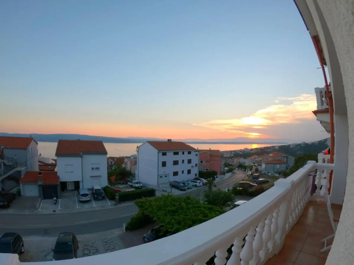 Apartments Antonija location