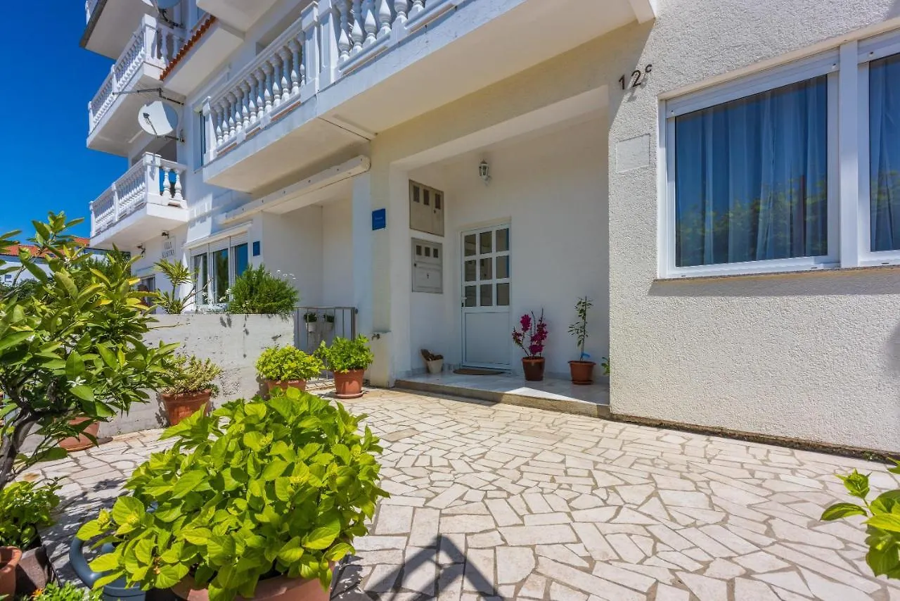 Apartments Antonija Crikvenica