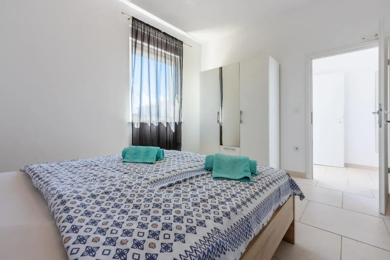 Apartments Antonija Crikvenica